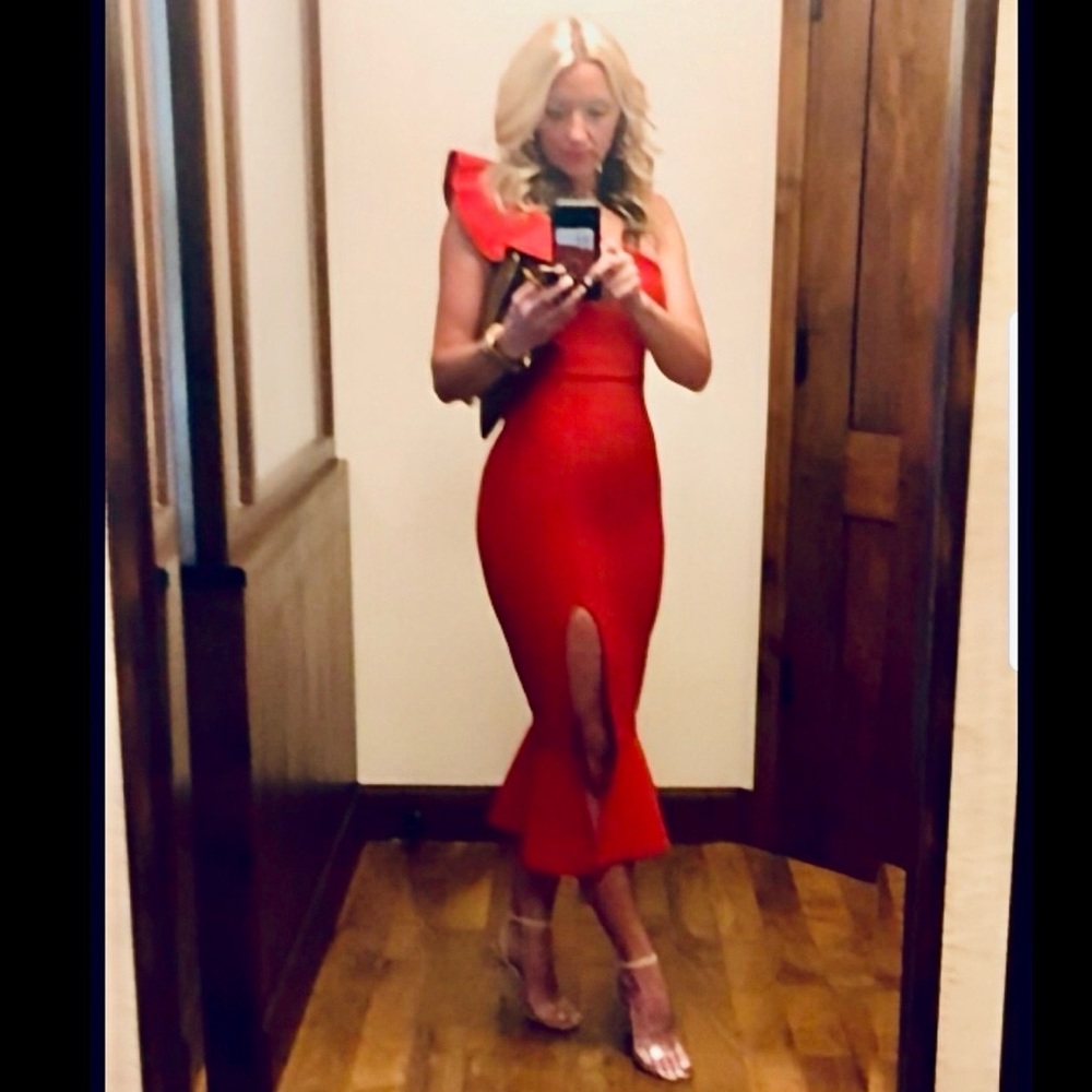 One Shoulder MIDI